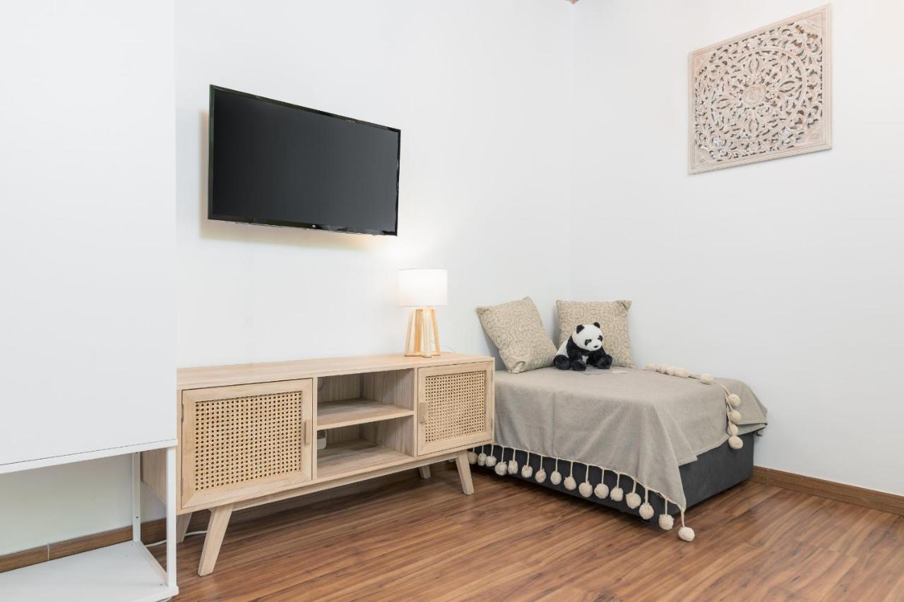 Suite Homes Alice Valentin มาลากา ภายนอก รูปภาพ