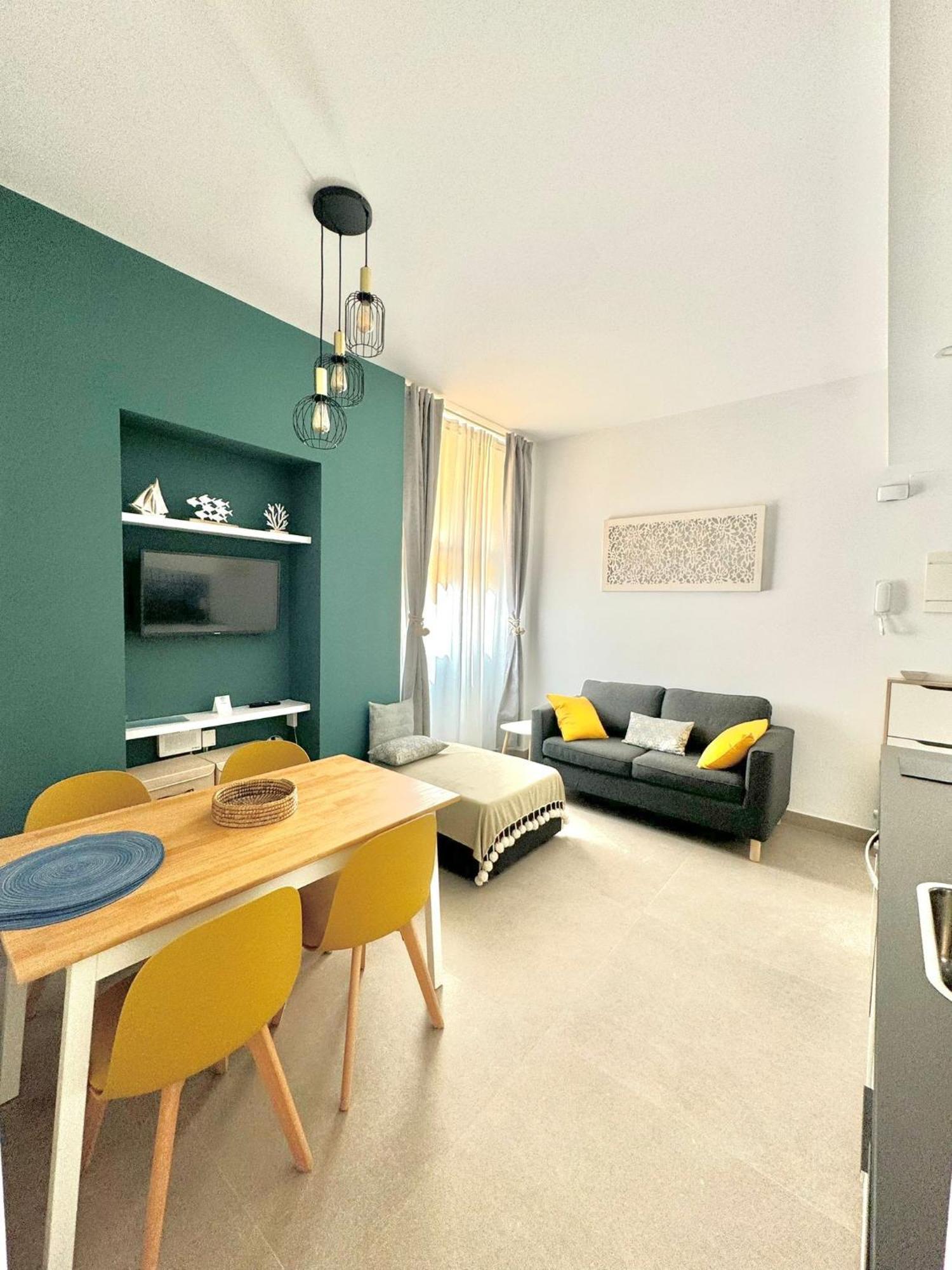 Suite Homes Alice Valentin มาลากา ภายนอก รูปภาพ